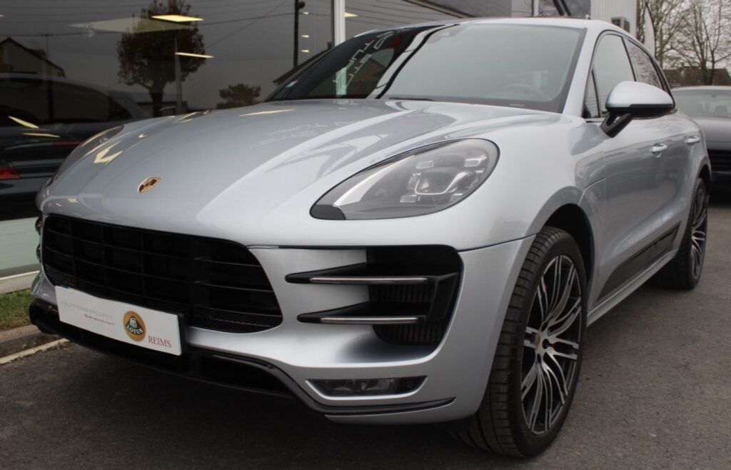 PORSCHE Macan Turbo Pack Performance 3.6L V6 440Ch